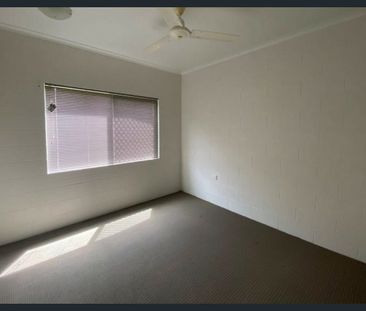 NEAT AND TIDY - Photo 2