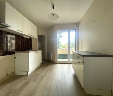 Location Appartement 4 pièces 83m² - Photo 2