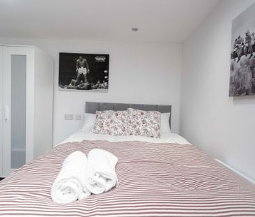 St. Hildas Place, LEEDS - Photo 1