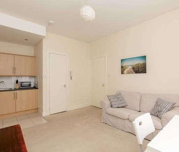 Fowler Terrace, Polwarth, Edinburgh, EH11 - Photo 6