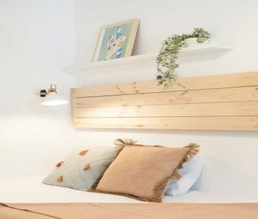 Calle de la Flor Alta, Madrid, Community of Madrid 28004 - Photo 1