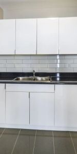 292 Oakdale Ave - Photo 3