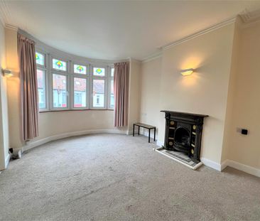 Lord Roberts Avenue, Leigh-On-Sea - Photo 5