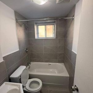 2 CH - 1 SDB - Montréal - $1,300 /mo - Photo 2