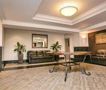 Spacious and Secure ! - Photo 5