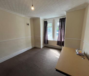 4 bedroom house to rent - Photo 2