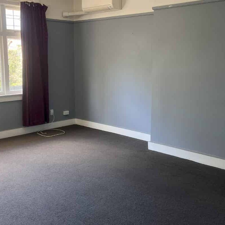Affordable 2 Bedroom unit - Photo 1