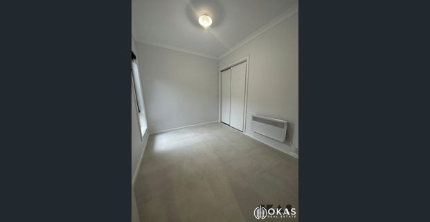 Stylish Family home for Rent in heart of new Tarneit - Photo 1