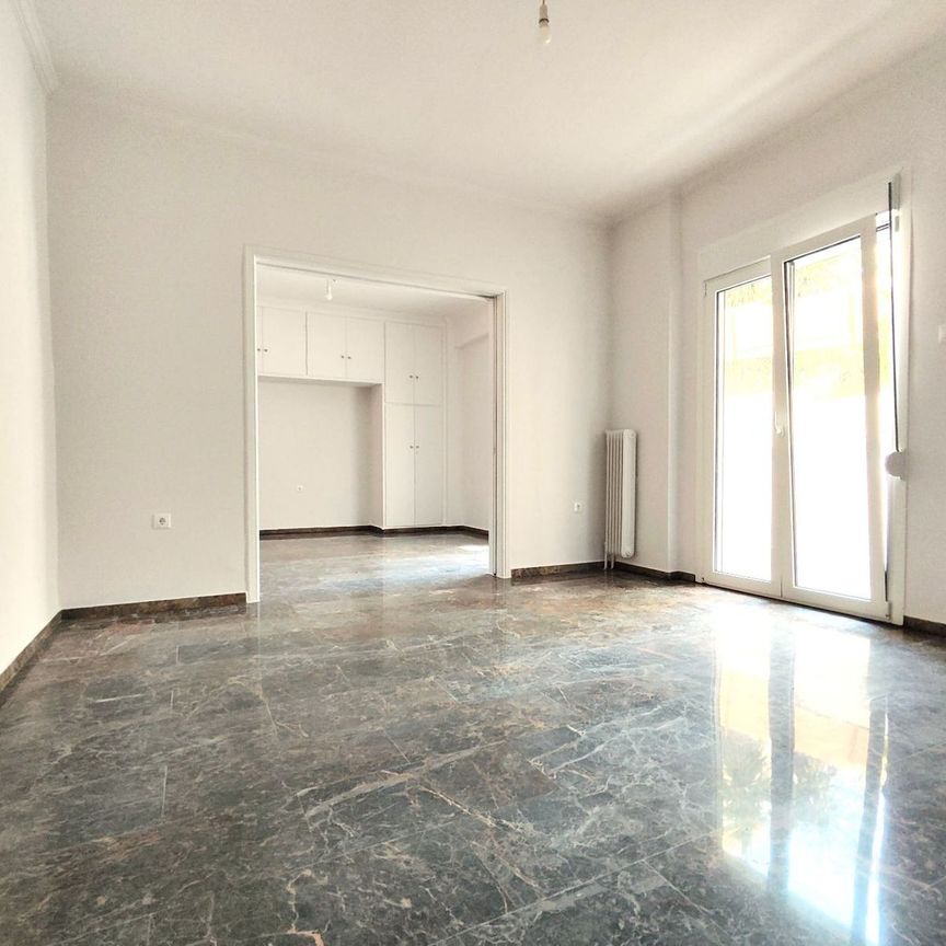 Διαμέρισμα για ενοικίαση Φλοίσβος (Παλαιό Φάληρο) - Photo 1