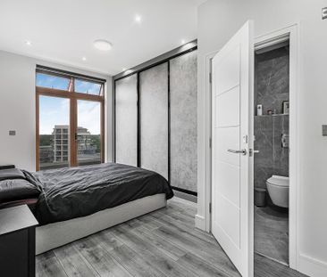 2 bedroom penthouse to rent - Photo 5