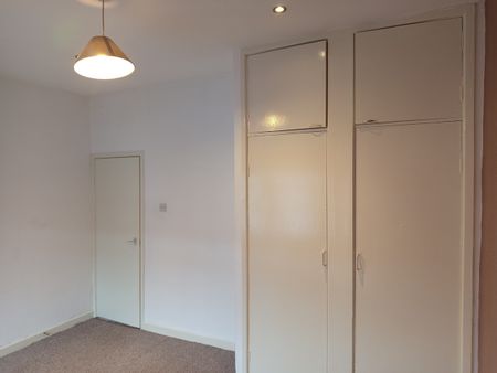 2 Bed Terraced House, Moore Street, L20 - Photo 3