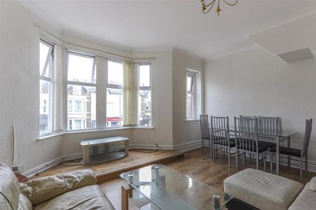 3 bedroom duplex to rent - Photo 2