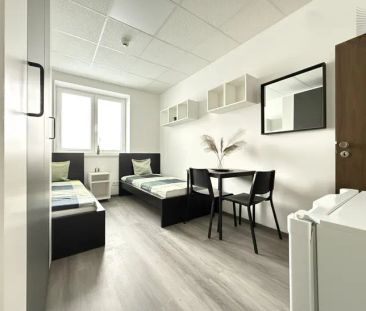 Moderní a světlý neprůchozí pokoj k pronájmu v atraktivní lokalitě ... - Photo 1
