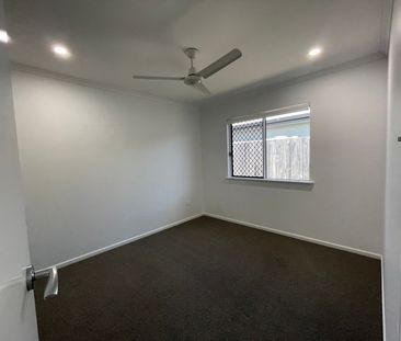 Family-Friendly Living Near Bucasia Beach - Photo 4