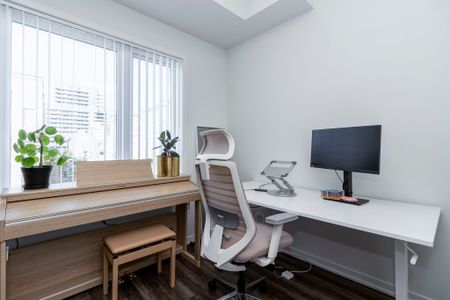 For Lease - 150 Honeycrisp Crescent Unit# TH266, Vaughan, Ontario - Photo 3