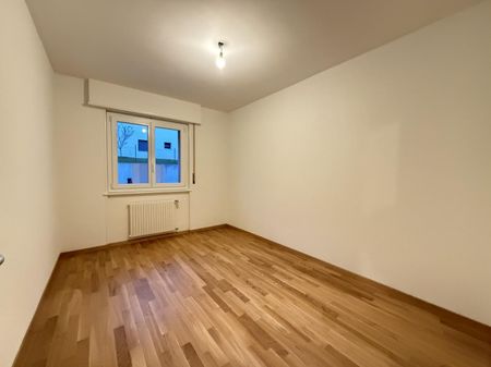 Appartement rénové de 4.5 pces au 1er étage à Vouvry - Foto 3