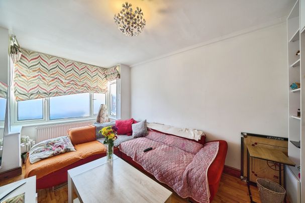 Harwoods Road, Watford - Photo 1