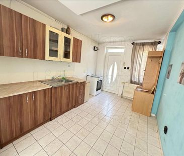 Kiadó átlagos állapotú lakás - Győr - Fotó 2