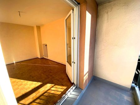 APPARTEMENT F2 EPINAL - 2 pièce(s) - 53.44 m2 - Photo 2