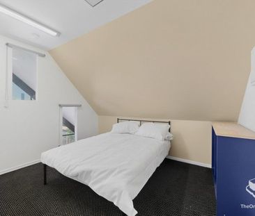 Newly established shared accommodation house on Ashmore Road in Bun... - Photo 2