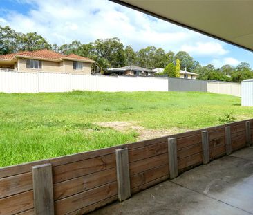 Superb Quality Home in Quiet Location - Photo 5