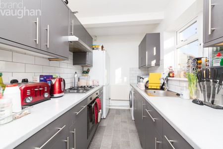 4 bedroom house to rent - Photo 4