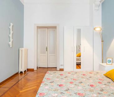 Via Plinio, Milan, Lombardy 20129 - Photo 6