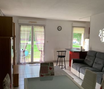 Location Appartement 2 pièces 47m² - Photo 3