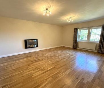 2 Bedroom Apartment To Let - Photo 2