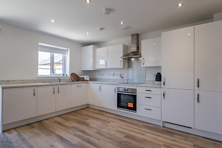 3 bedroom semi-detached house to rent - Photo 5