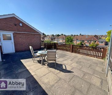 2 bedroom detached bungalow to rent - Photo 1