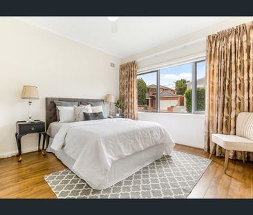 SPACIOUS HOME WITH DOUBLE LOCK UP GARAGE - Photo 5