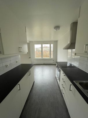 Förstuguvägen, Västerås - Photo 1