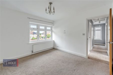 Badminton Road, - Photo 3