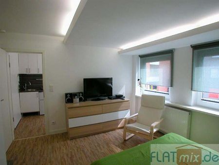 FLATmix.de / Modern möbliertes Apartment in PB-Mitte - Photo 2