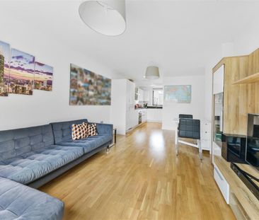 2 Bed Flat, Bugle House, SE10 - Photo 2