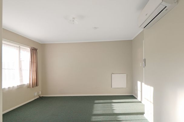 SILVERSTREAM - NEAT 2 BEDROOMS - Photo 1