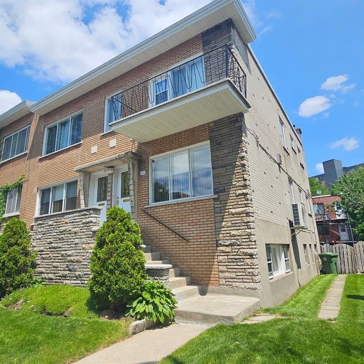 Appartement Côte-des-Neiges/Notre-Dame-de-Grâce (Montréal) À Louer - Photo 1