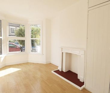 2 bedroom ground floor flat to rent - Photo 5