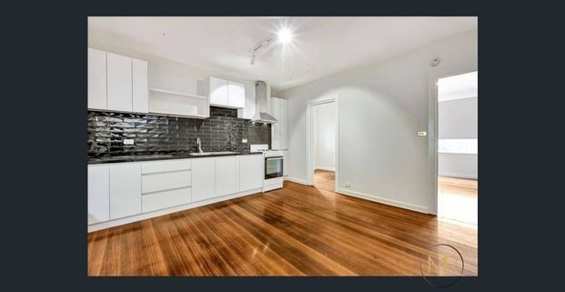 Stylish Inner-City Living in the Heart of Brunswick - Photo 1