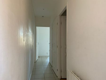 Location Appartement 2 pièces 39m² - Photo 3