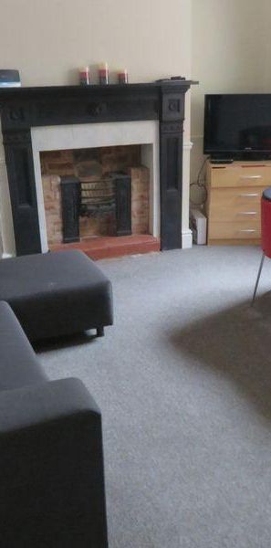 1 bedroom in a house share to rent - Photo 1