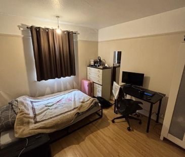 3 bedroom house share to rent - Photo 5