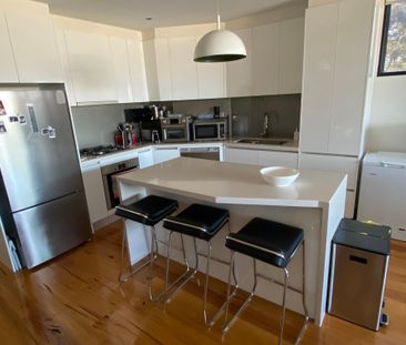 Footscray - Photo 5