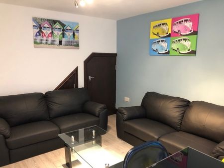 144 Hubert Road - Photo 2