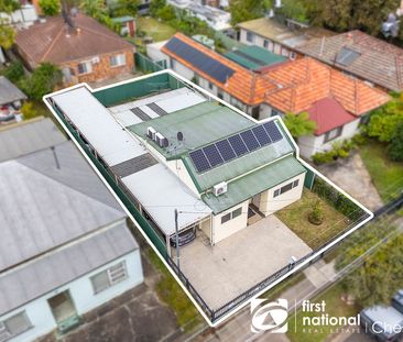 Unbeatable Location – The Perfect Home! - Photo 6