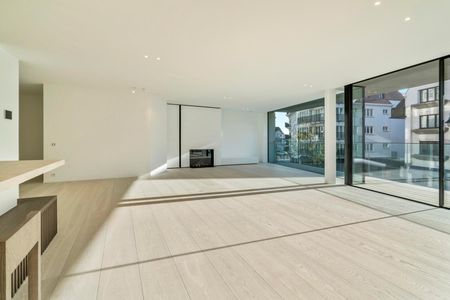 Prachtig appartement in recent gebouw op een toplocatie in de Kustlaan, op enkele passen van het Albertplein - Foto 4