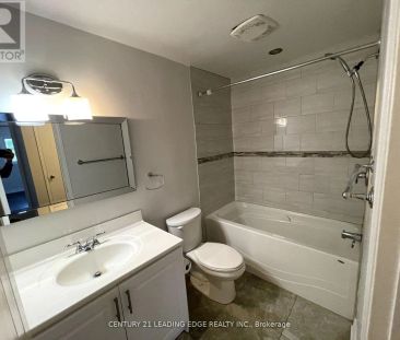 5 TRAWLEY CRESCENT - Photo 1