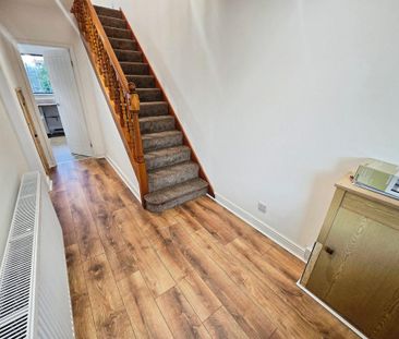 3 bedroom semi-detached house to rent - Photo 4