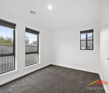 237 Albert St, Sebastopol VIC 3356 - Photo 6